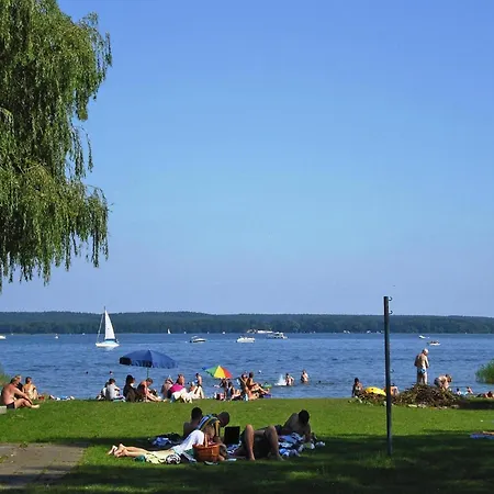 Hafenflair Am Plauer *